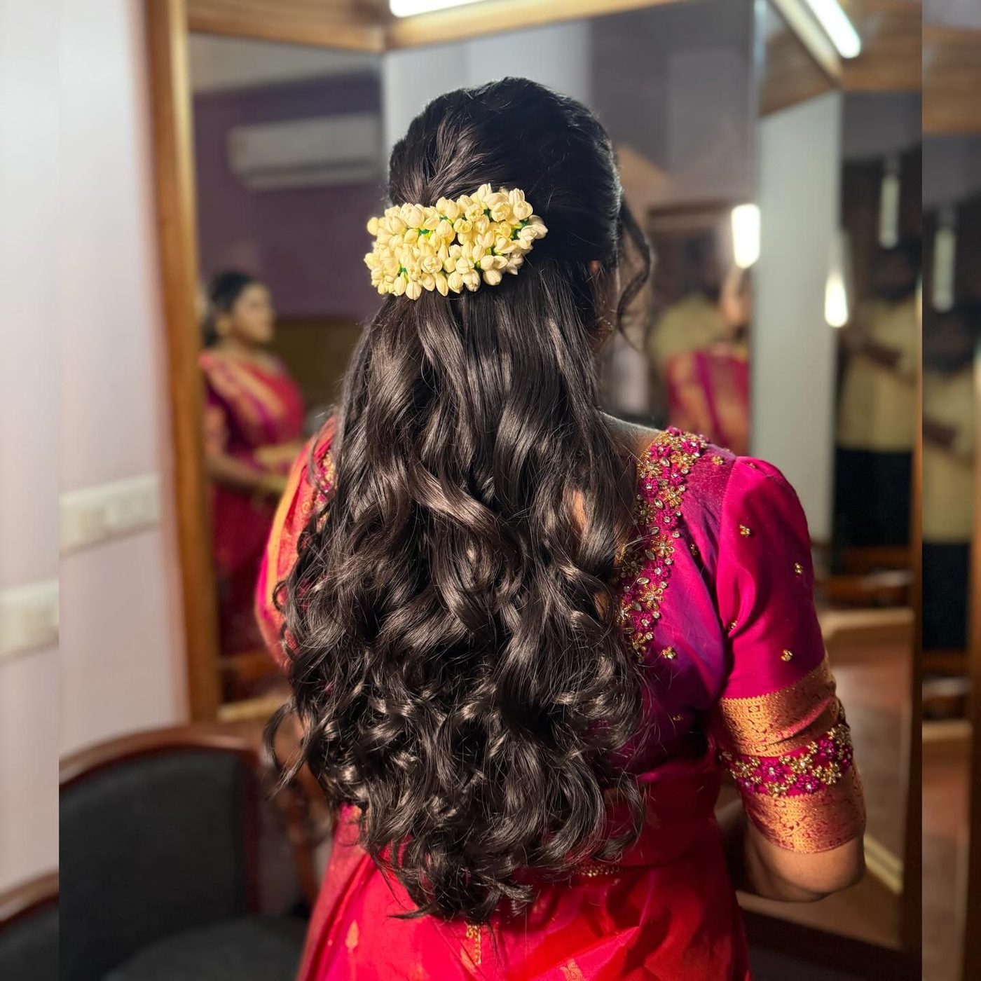Soft curls with golden hair flowers